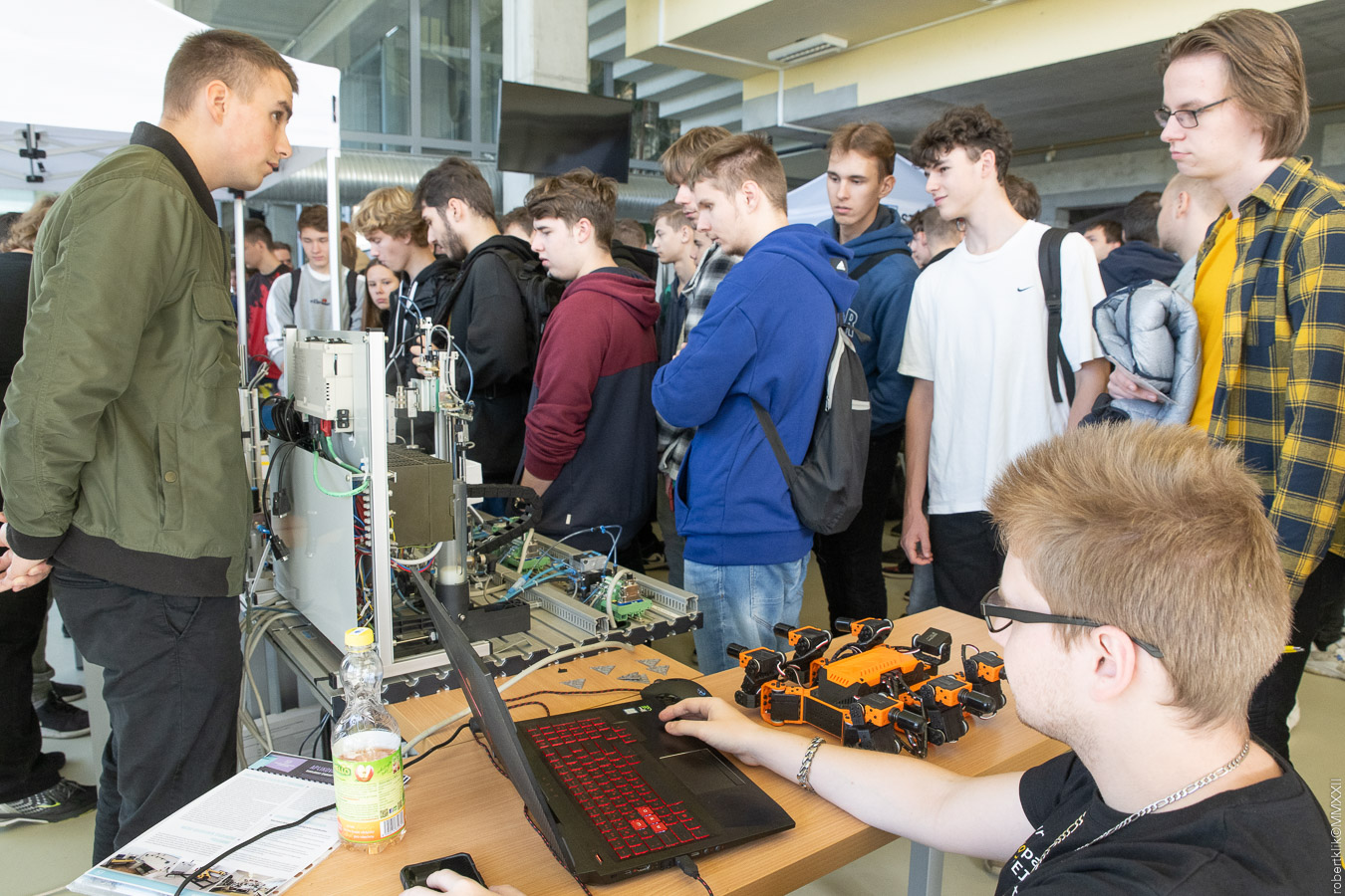 Deň otvorených dverí na Technickej univerzite v Košiciach aj v tomto roku 12. októbra prilákal viac ako tisíc stredoškolákov.