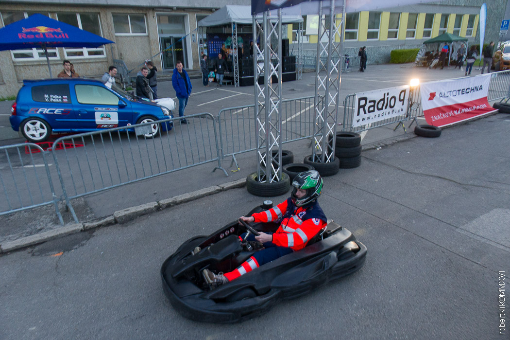 TU-KART 2016 Prvé motokárové preteky na akademickej pôde