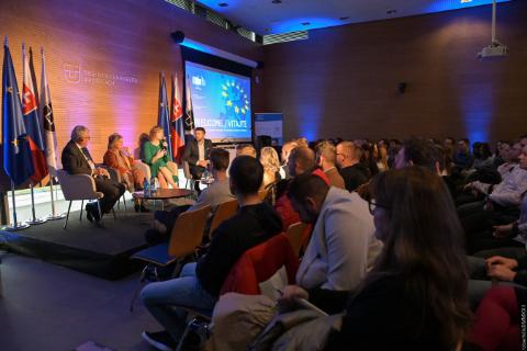 Ministerka investícií, regionálneho rozvoja a informatizácie podpísala memorandum s Technickou univerzitou v Košiciach