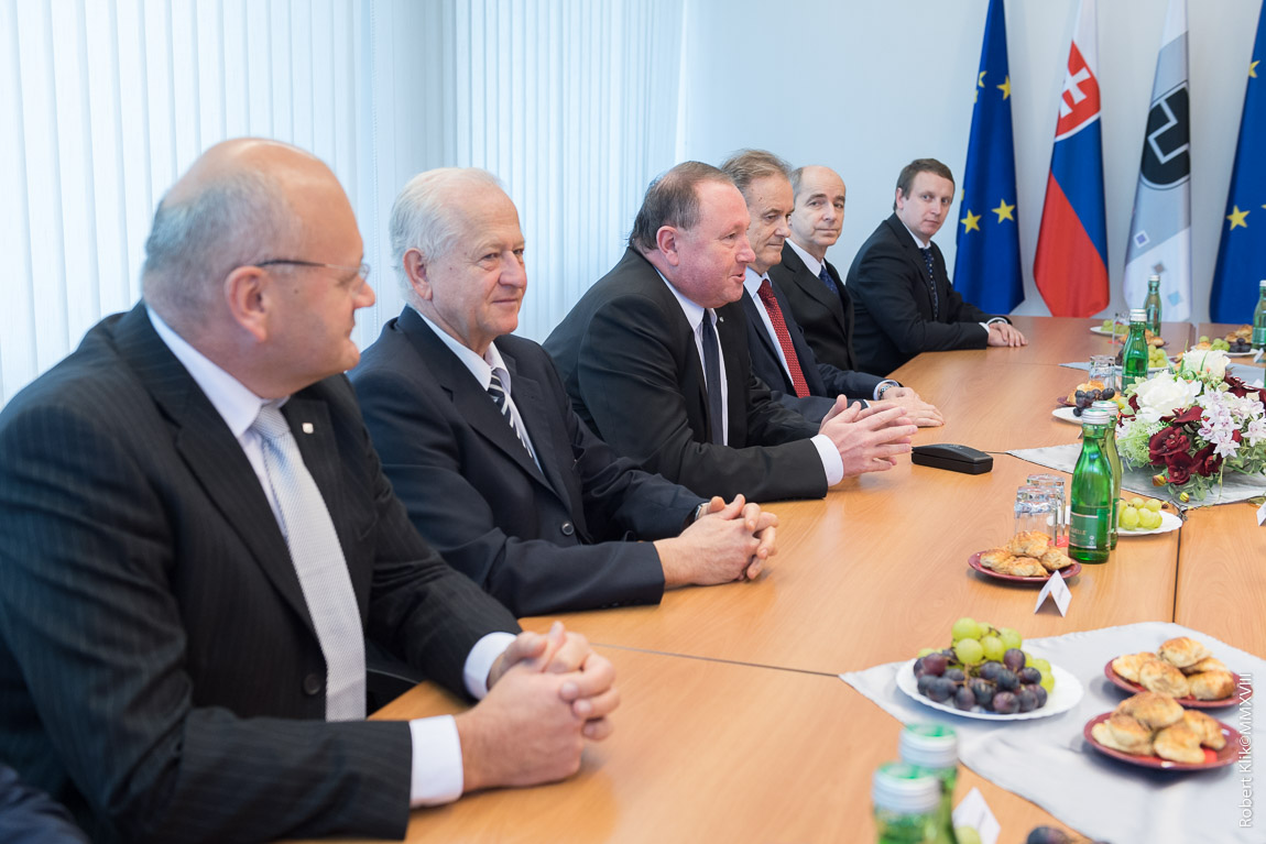 Prezident SR navštívil TUKE