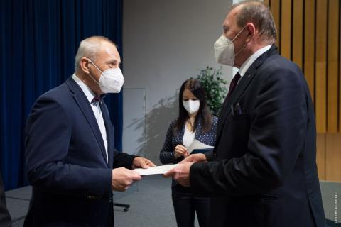 Odovzdanie ďakovných listov a diplomov na VR TUKE 11.02.2022