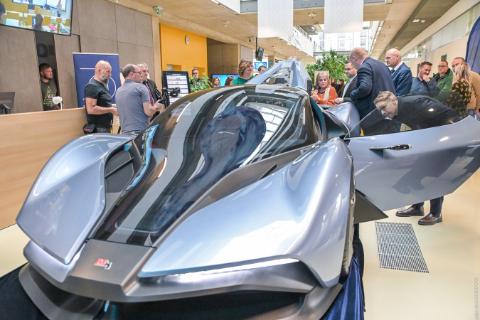 Ministerka investícií, regionálneho rozvoja a informatizácie podpísala memorandum s Technickou univerzitou v Košiciach