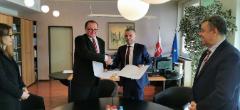 Memorandum o spolupráci medzi TUKE a Úradom podpredsedu vlády SR pre investície a informatizáciu
