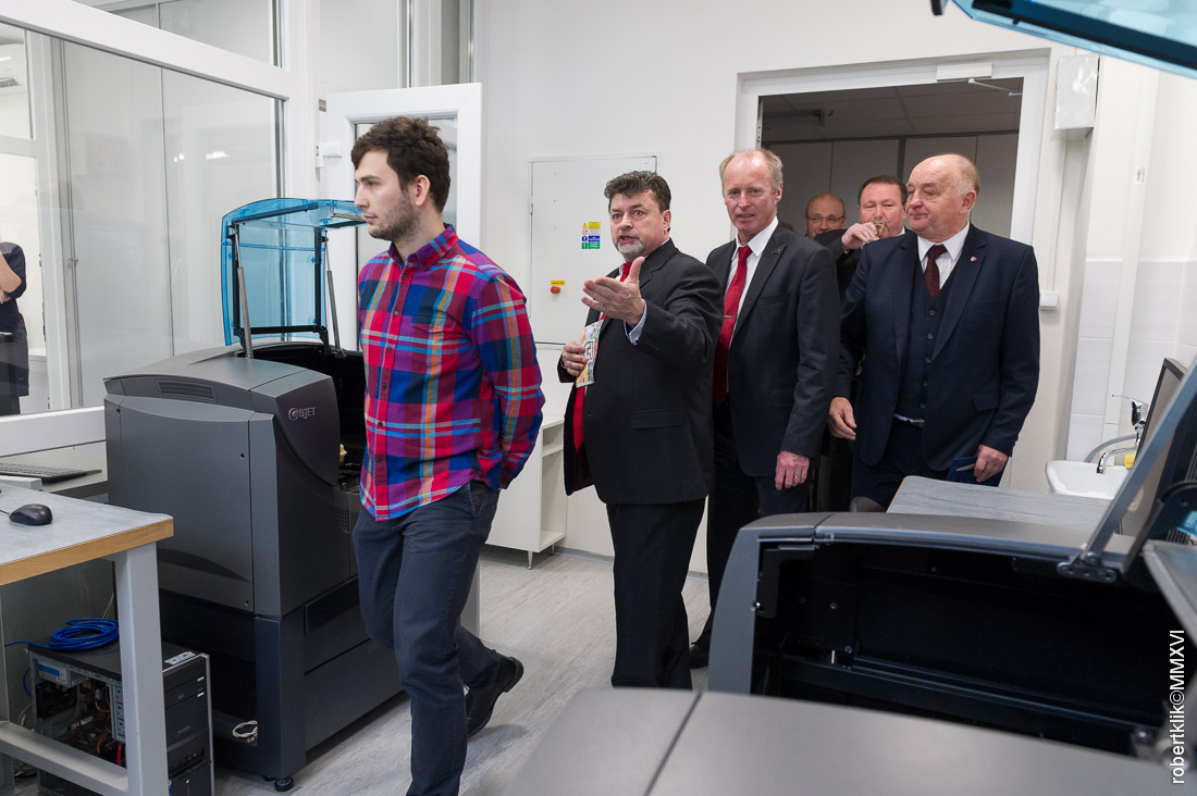 Otvorenie unikátneho Laboratória aditívnych biomedicínskych procesov