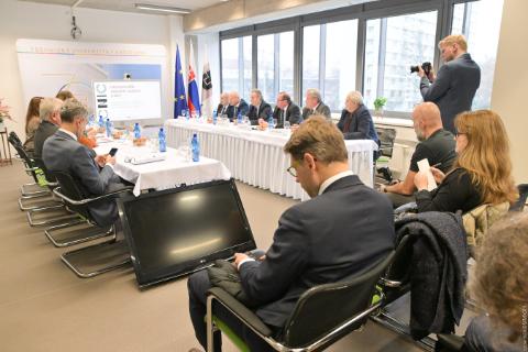 Ministerka investícií, regionálneho rozvoja a informatizácie podpísala memorandum s Technickou univerzitou v Košiciach