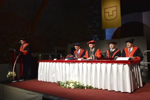 Udelenie čestného titulu Doctor honoris causa prof. Ing. Vladimírovi Vašekovi, CSc.