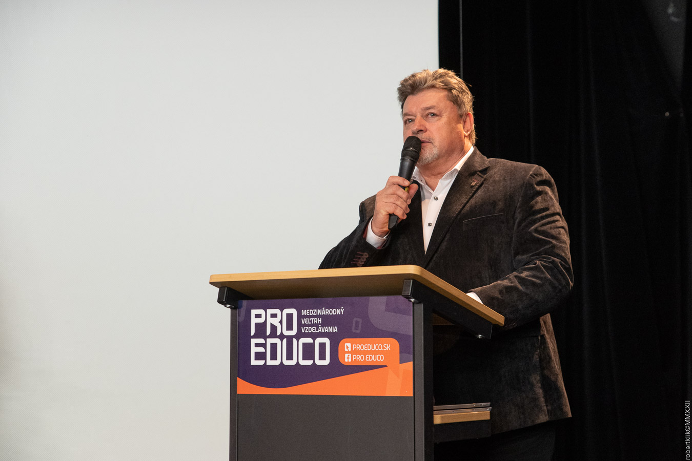PRO EDUCO 2022
