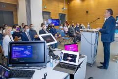 Smart People for Smart City