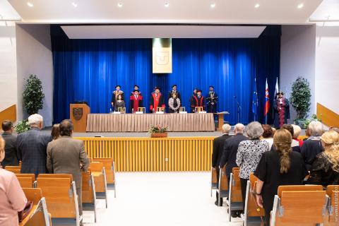 Slávnostné promócie Univerzity tretieho veku v Košiciach