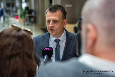 Informačné stretnutie Úradu pre územné plánovanie a výstavbu SR a TUKE