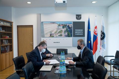 TUKE štartuje spoluprácu s Tachyum