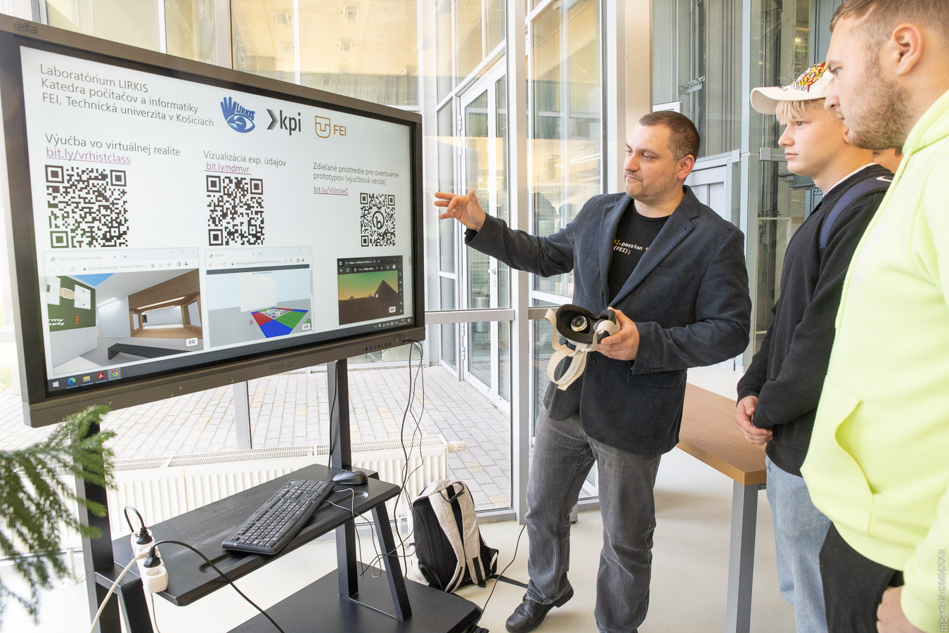 Deň otvorených dverí na Technickej univerzite v Košiciach aj v tomto roku 12. októbra prilákal viac ako tisíc stredoškolákov.