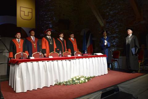 Udelenie čestného titulu Doctor honoris causa prof. Ing. Vladimírovi Vašekovi, CSc.