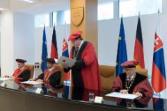 Udelenie čestného titulu Dr.h.c.