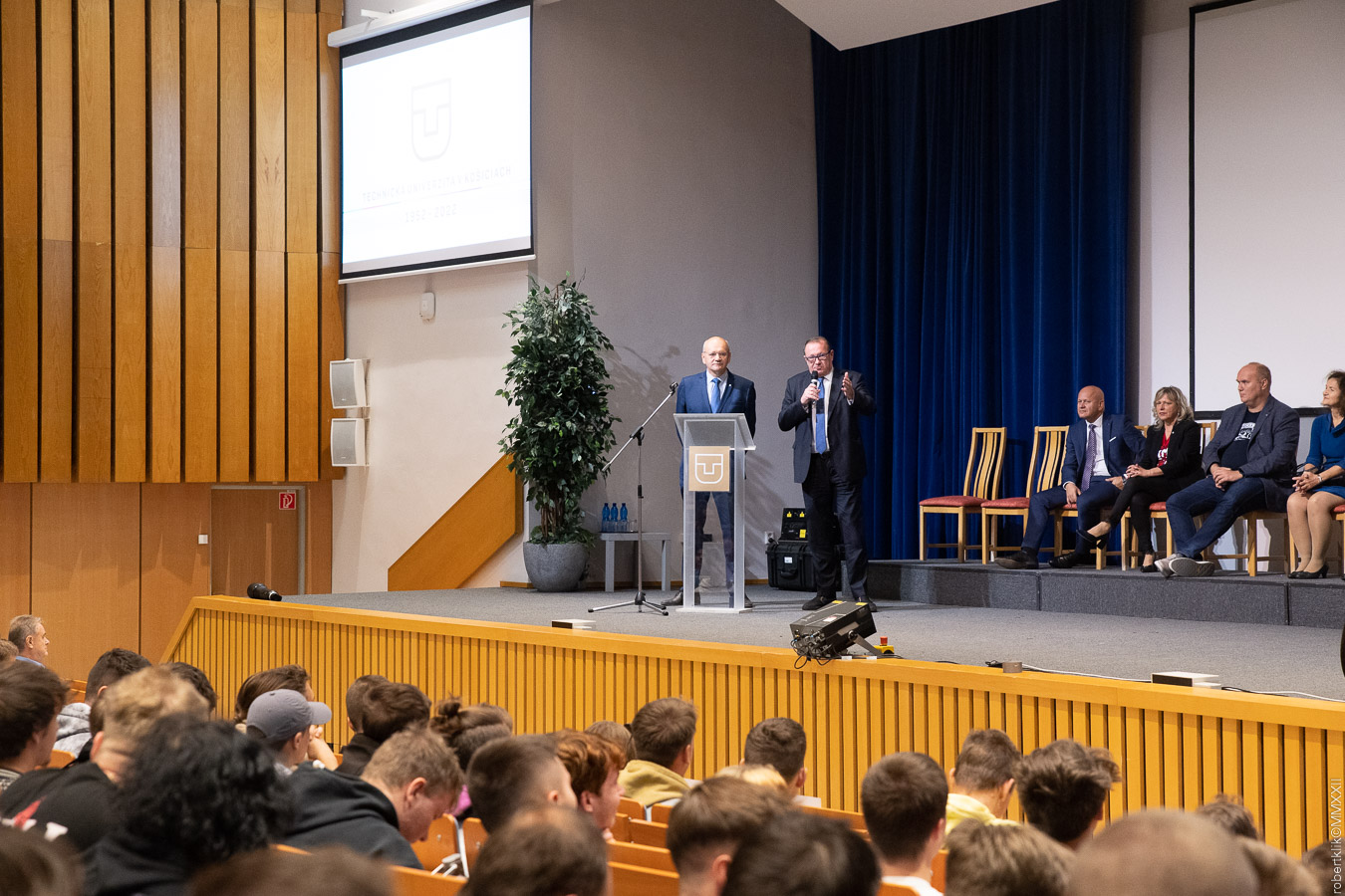 Deň otvorených dverí na Technickej univerzite v Košiciach aj v tomto roku 12. októbra prilákal viac ako tisíc stredoškolákov.