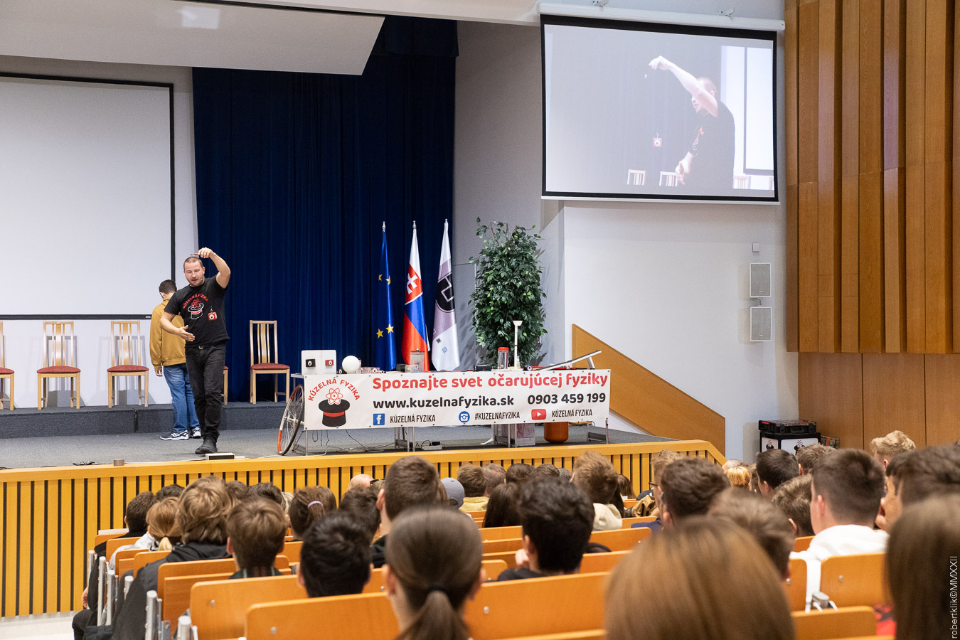 Deň otvorených dverí na Technickej univerzite v Košiciach aj v tomto roku 12. októbra prilákal viac ako tisíc stredoškolákov.