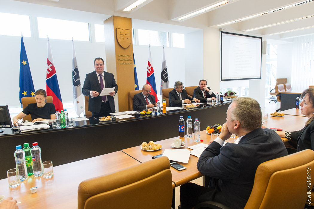 TUKE hostila 75. zasadnutie Slovenskej rektorskej konferencie
