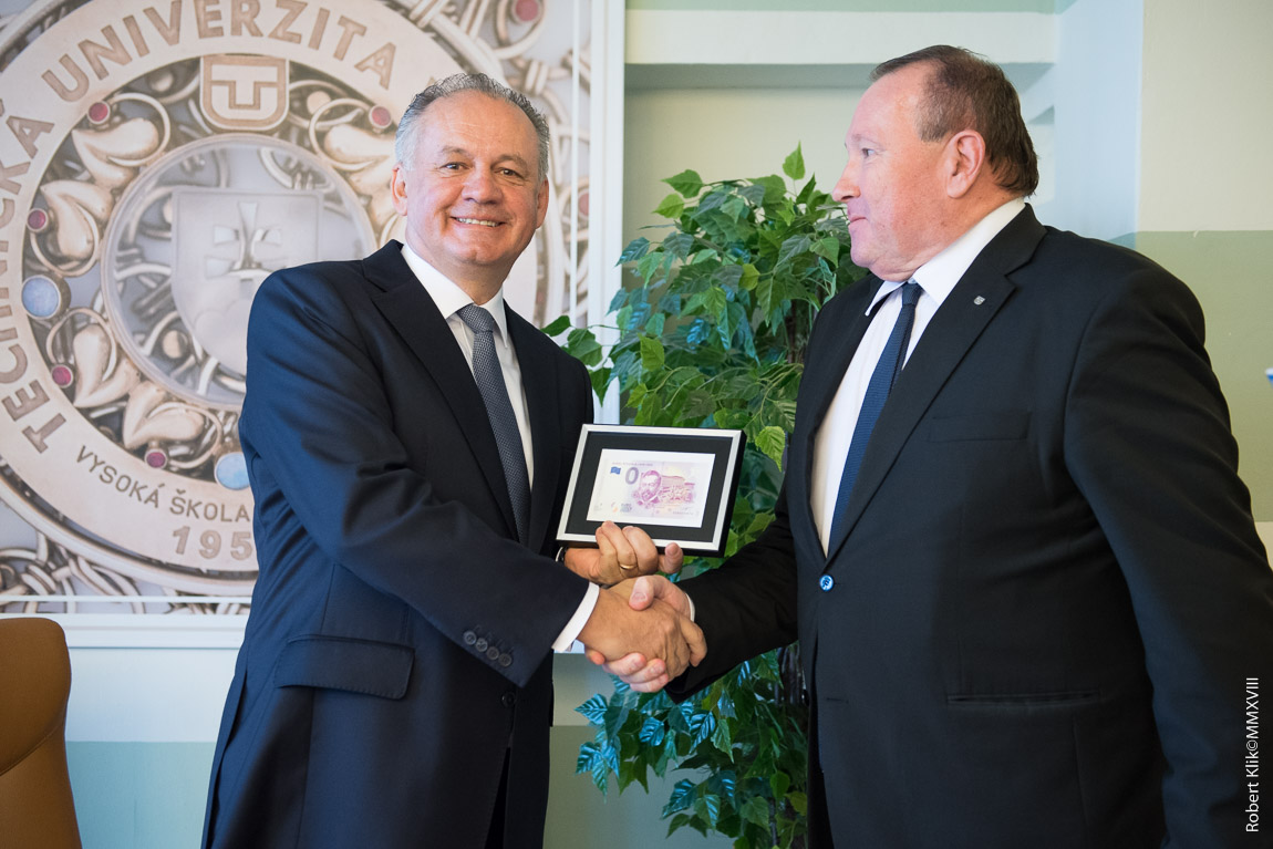 Prezident SR navštívil TUKE