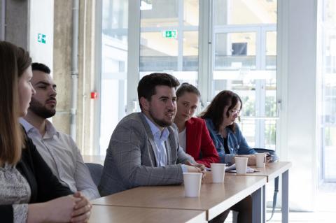 Discussion of Students with the Management of TUKE