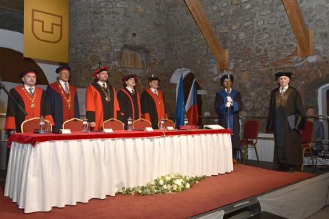 Udelenie čestného titulu Doctor honoris causa prof. Ing. Vladimírovi Vašekovi, CSc.