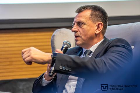 Informačné stretnutie Úradu pre územné plánovanie a výstavbu SR a TUKE