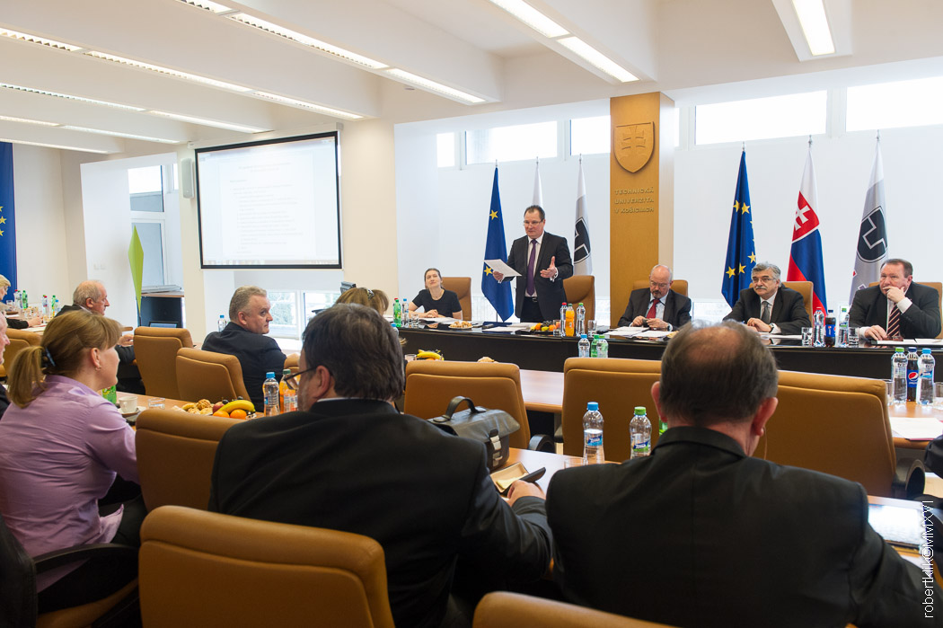 TUKE hostila 75. zasadnutie Slovenskej rektorskej konferencie